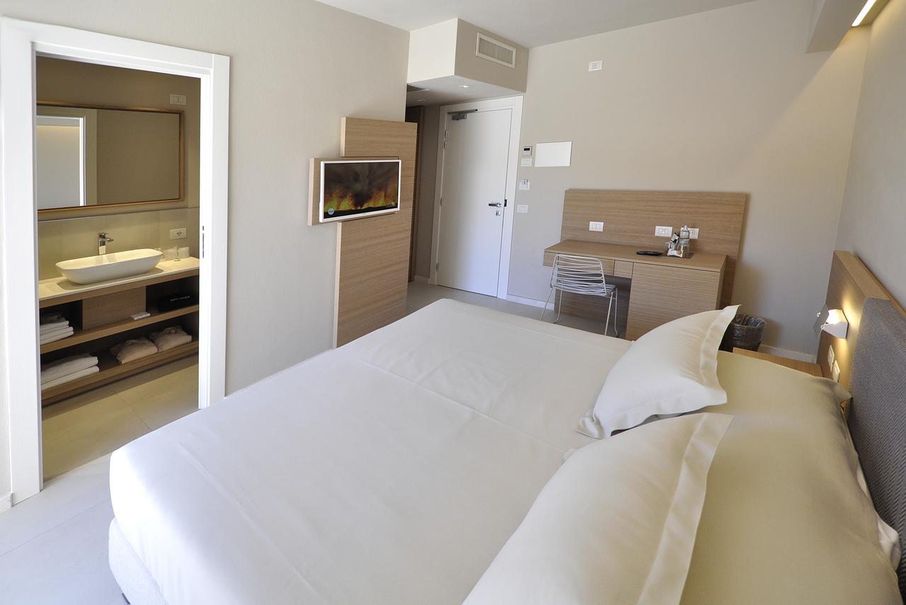 Domu Simius Life Style Hotel Villasimius Exterior photo